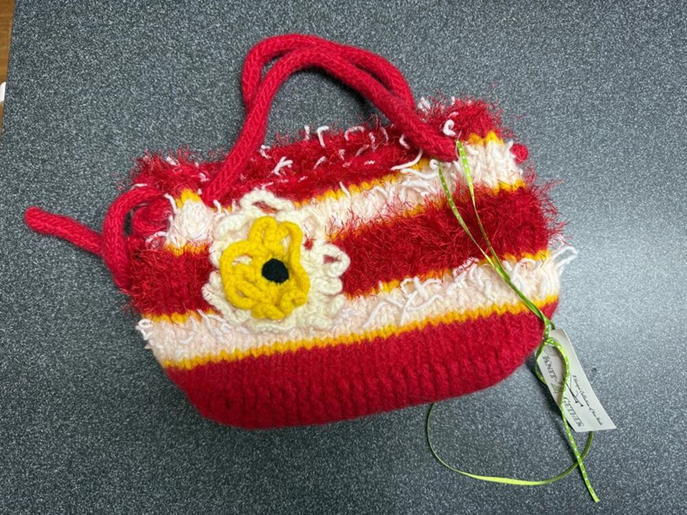 Knit 2-Gether Handmade Crochet Shoulder Bag Red Yellow Flower Purse NWT